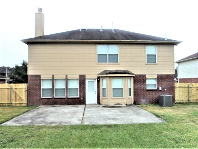 Building Photo - 14006 Honey Bee Ct