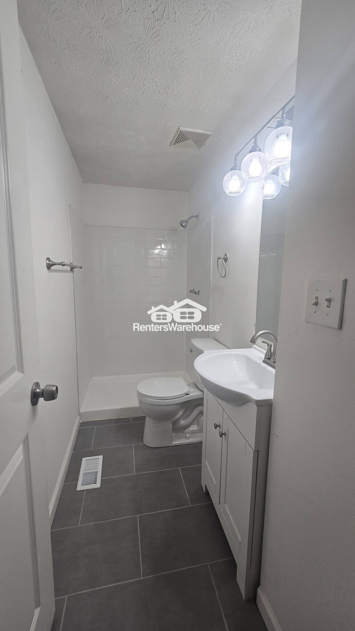 Building Photo - 5269 Long Green Ln