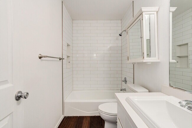 Building Photo - 2701 36th St