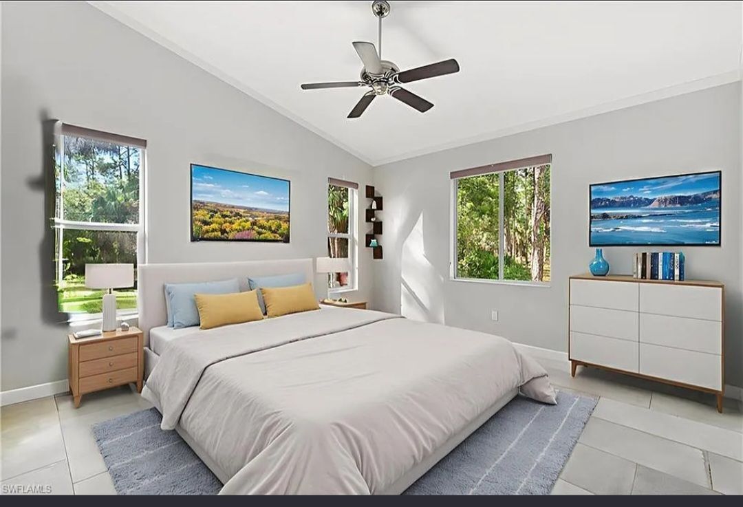 Building Photo - 271 12th Ave NE