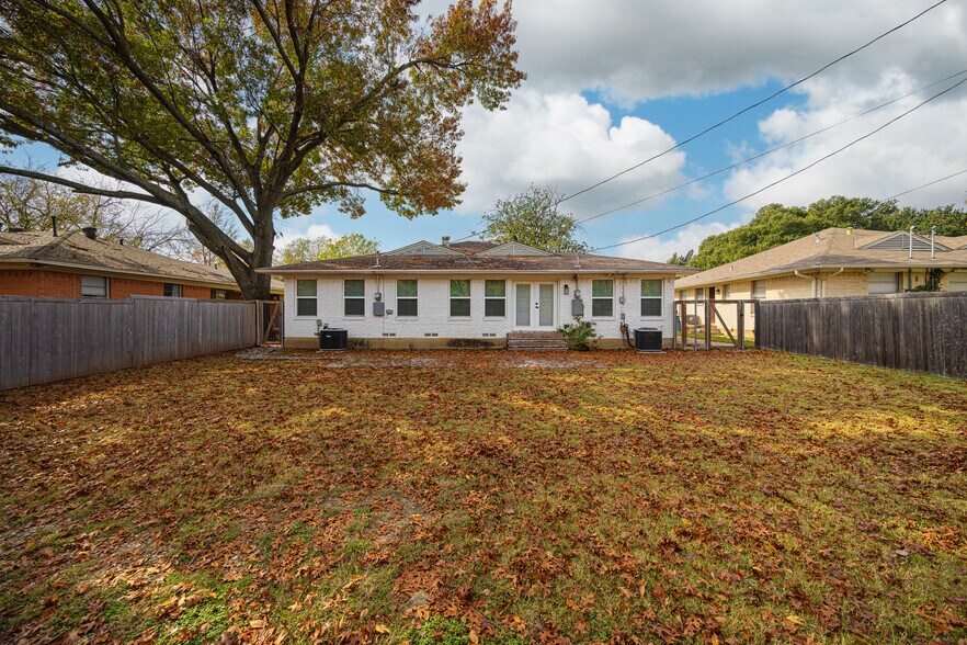 Building Photo - 6569 Ascot Ln