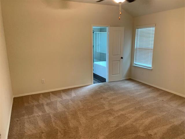 Building Photo - 2444 Larimar Dr