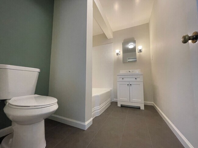 Building Photo - The Pines