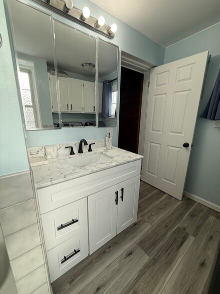 Building Photo - 195 Huntress St