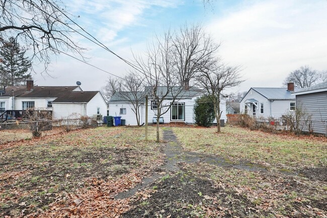Building Photo - 124 N Gould Rd