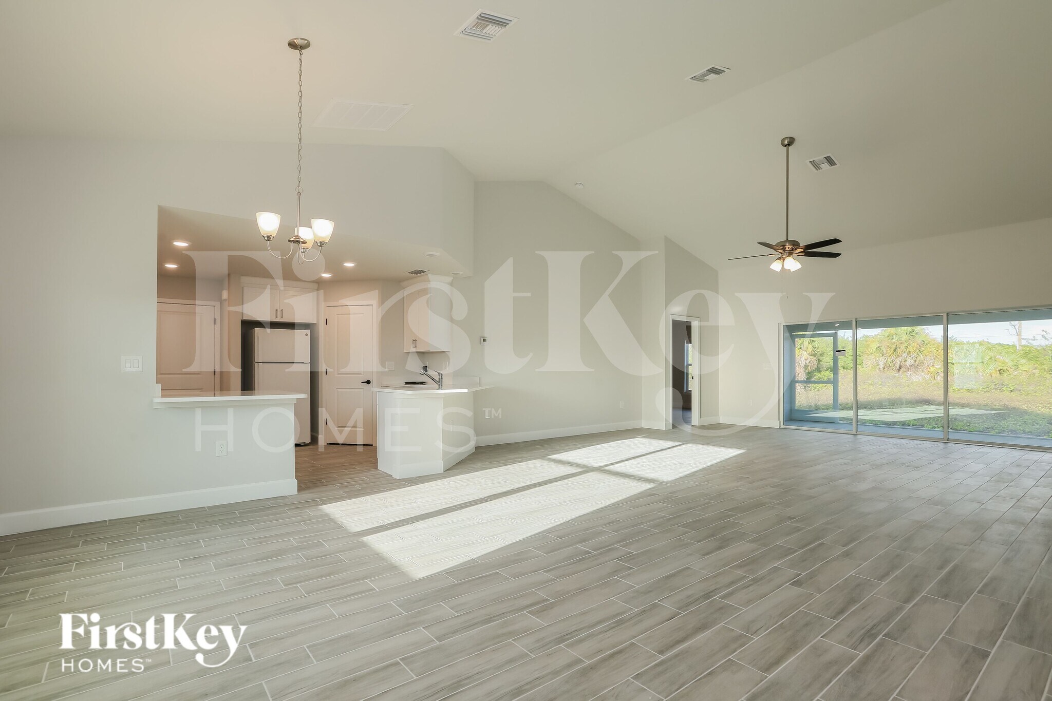 Building Photo - 6148 Hellman Ave