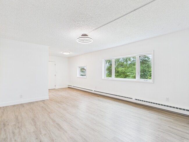 Building Photo - 2663 S Turner St