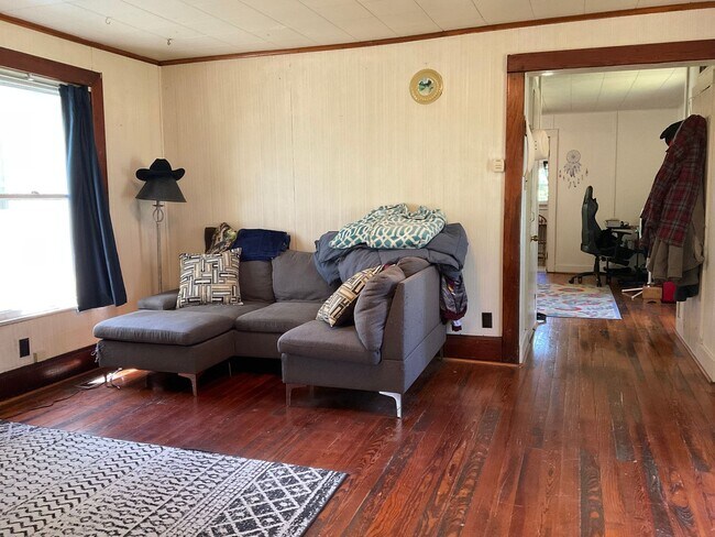 Building Photo - 1306 S Grant St