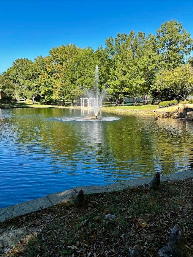 Building Photo - 7535 Parker Cir