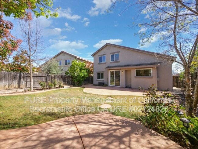 Building Photo - 2011 Misty Meadow Dr