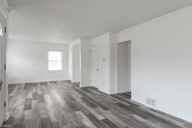 Building Photo - 3 br, 2 bath House - 513 Henry Street