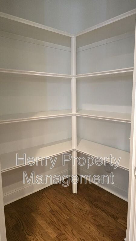 Building Photo - 121 Harvestwood Dr