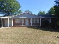 Building Photo - Charming 3-Bedroom Home in Augusta – Comfortable Living in Meadowbrook!