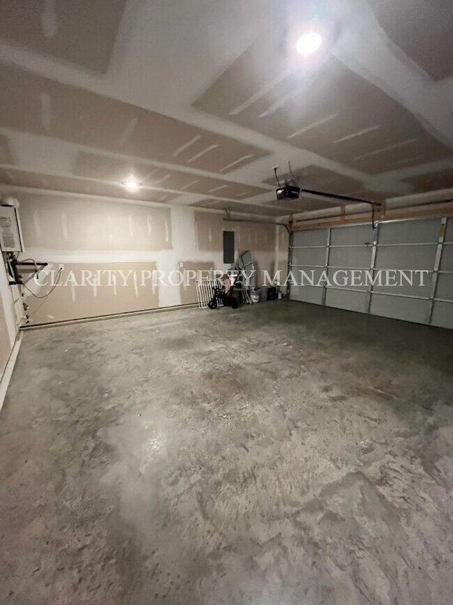 Building Photo - ***Coming soon!!***