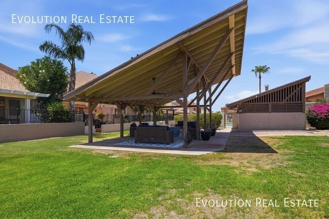 Building Photo - 2329 N Recker Rd