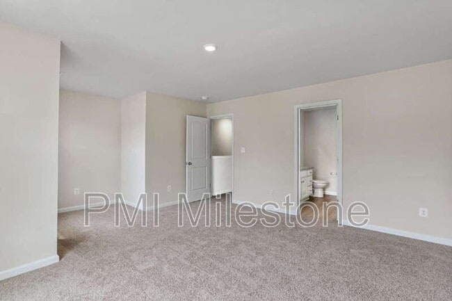 Building Photo - 29 Paddington St