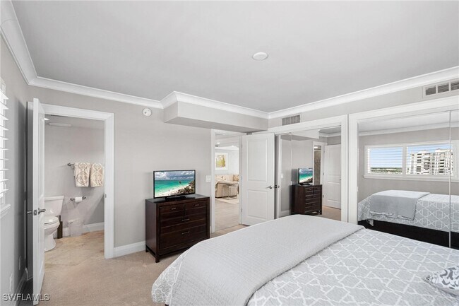 Building Photo - 9051 Gulf Shore Dr