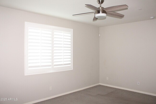 Building Photo - 11554 W Lone Tree Trail