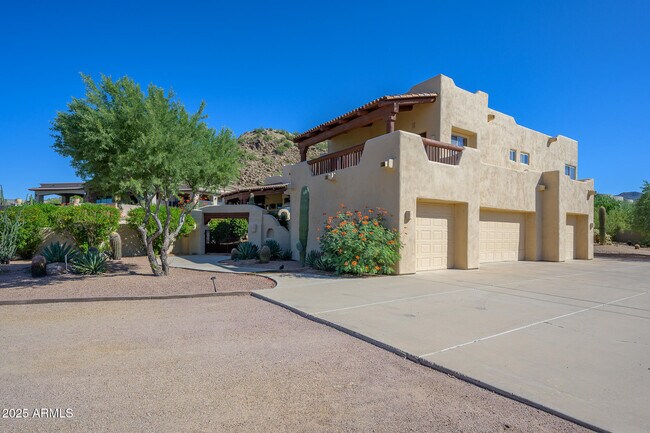 Building Photo - 8540 E McDowell Rd