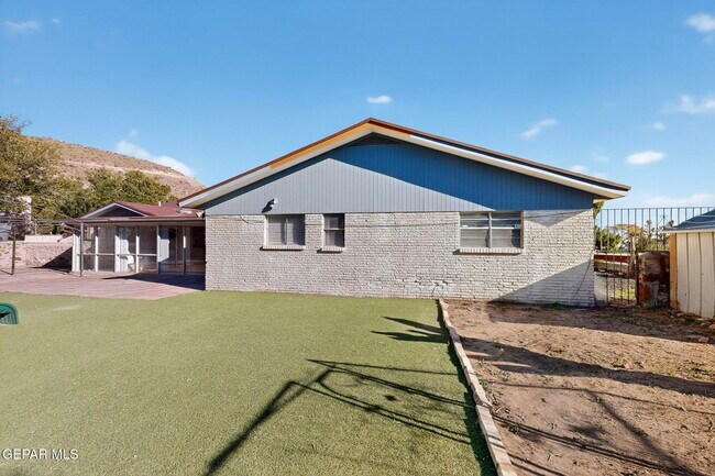 Building Photo - 1509 Lost Padre Mine Dr