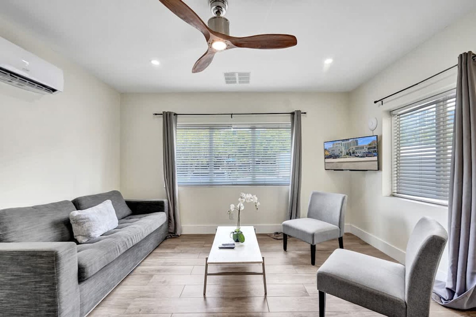 Building Photo - 3020 Seville St