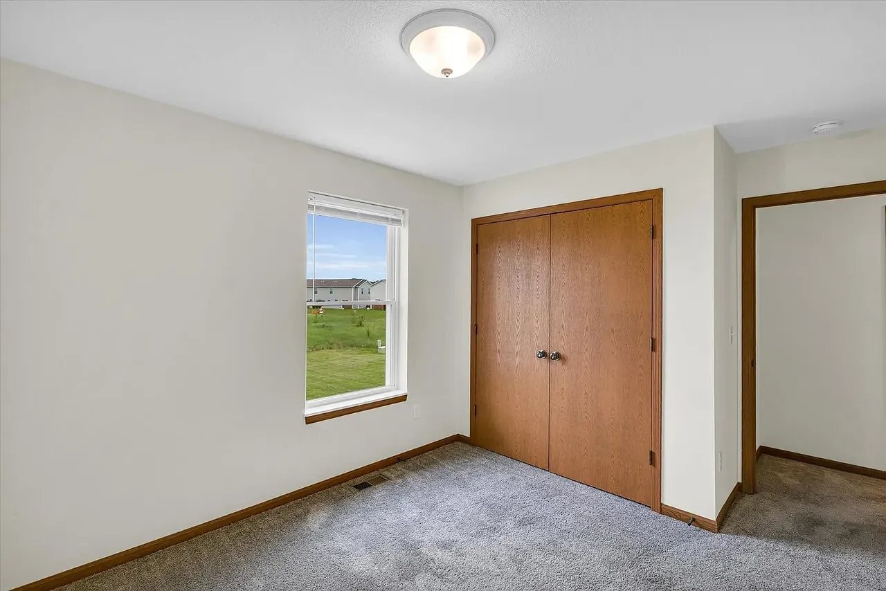 Building Photo - 1509 Stonebluff Ct