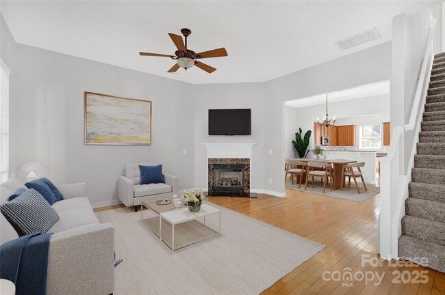 Building Photo - 104 Kensington St