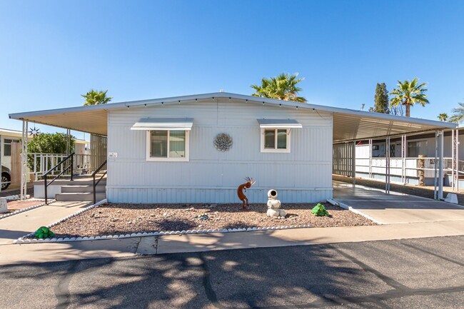 Building Photo - Remodeled 2-Bedroom, 2-Bath Home in Gated ...