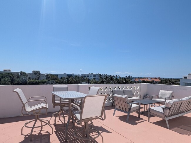 Building Photo - 2840 S Ocean Blvd