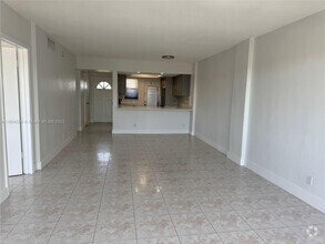 Building Photo - 1333 E Hallandale Beach Blvd