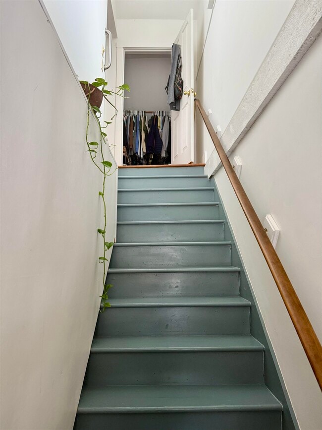 Building Photo - 43 Pleasant St