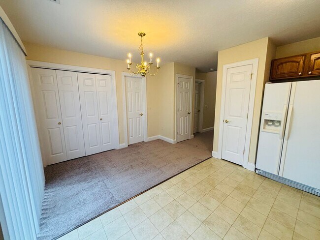 Building Photo - 230 Willow Oak Dr NW