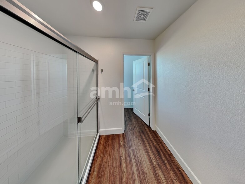 Building Photo - 9127 Liberty Cap Ct