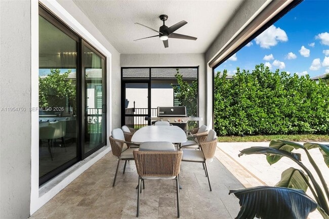 Building Photo - 4642 Pinehurst Trl W