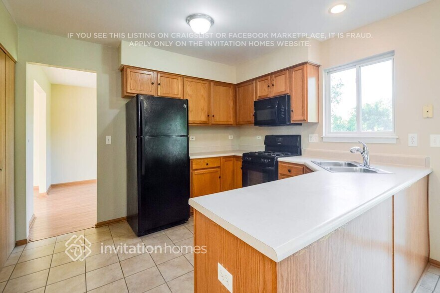 Building Photo - 306 Hill Ave