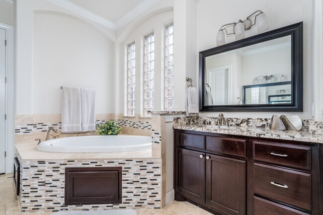 Building Photo - 2034 Baker Estates Dr