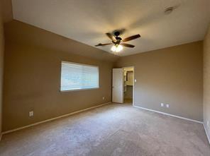 Building Photo - 1100 Inland Ln