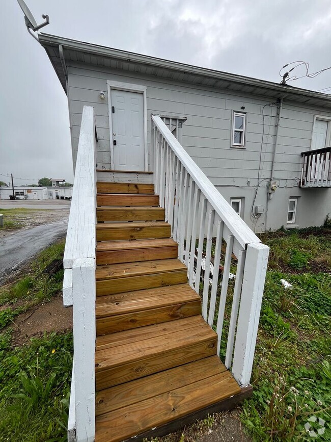Building Photo - 53 E Rosewood Dr