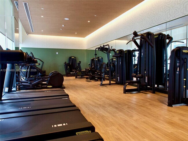 Building Photo - 77 SE 5th St