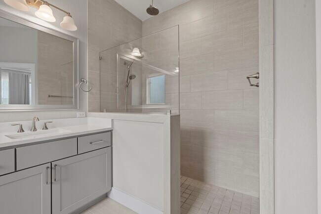 Building Photo - 4818 Cold Stream Ct