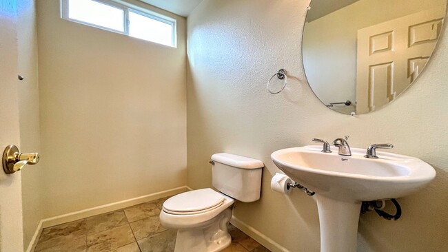 Building Photo - 1693 Salamoni Ct