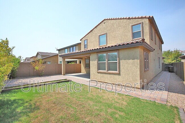 Building Photo - 9907 W Louise Dr