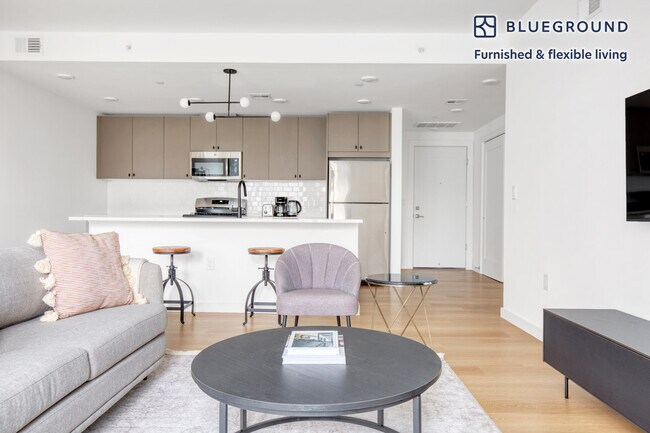 Building Photo - 401 Jackson St