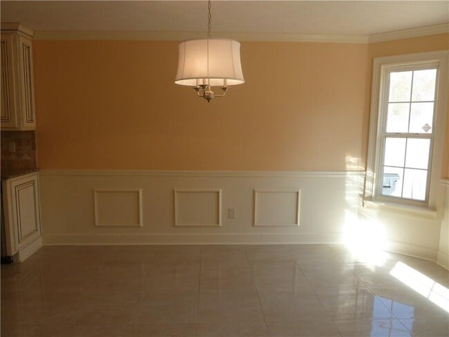 Building Photo - 2600 Turtle Terrace