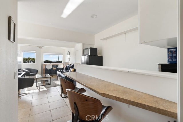 Building Photo - 640 S Coast Hwy