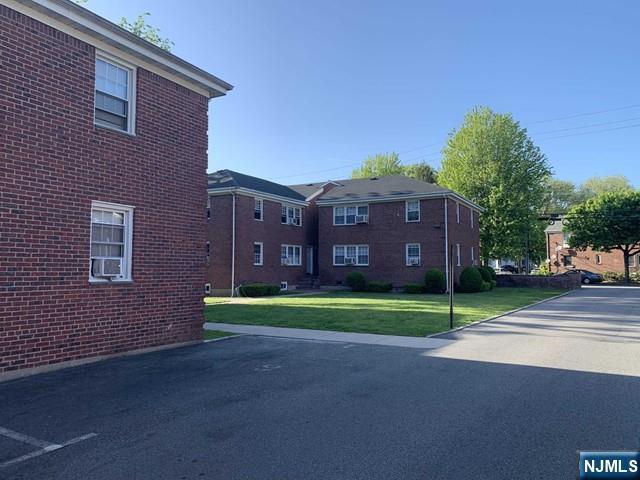 Building Photo - 171-183-183 Fort Lee Rd