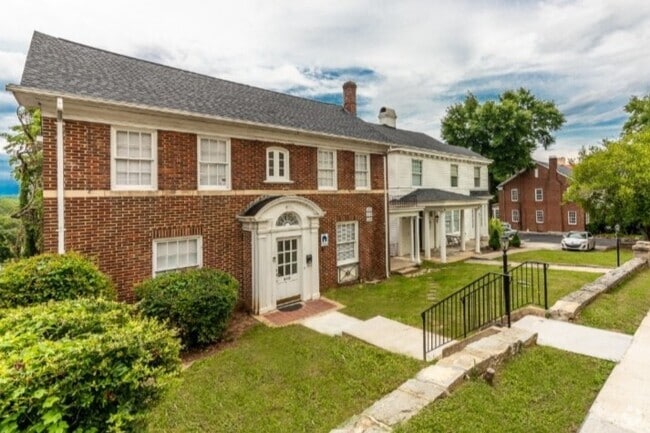 Building Photo - Pulaski Square Townhomes