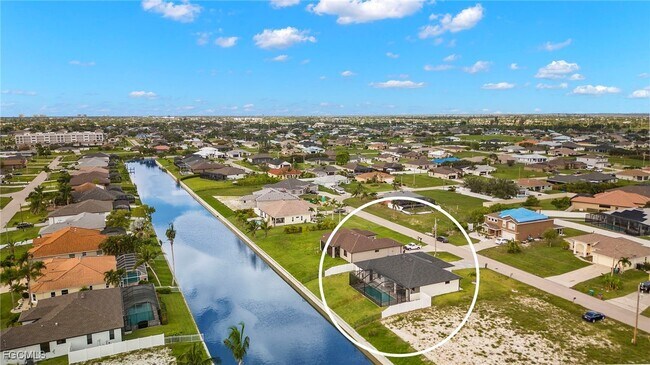 Building Photo - 1137 SW 18th Ct