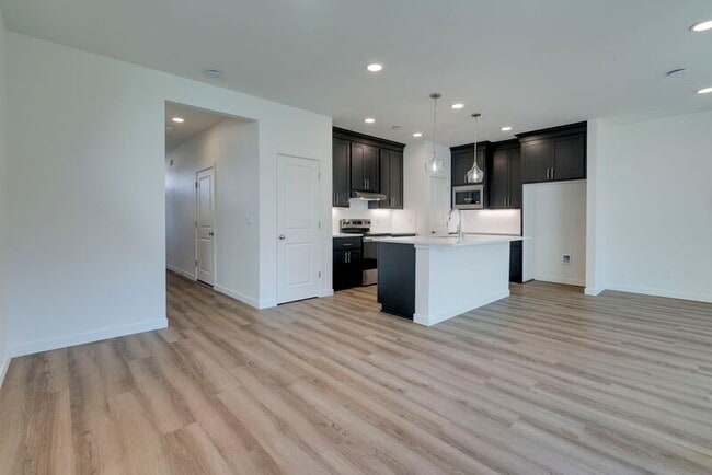 Building Photo - 1843 NW 18th Way