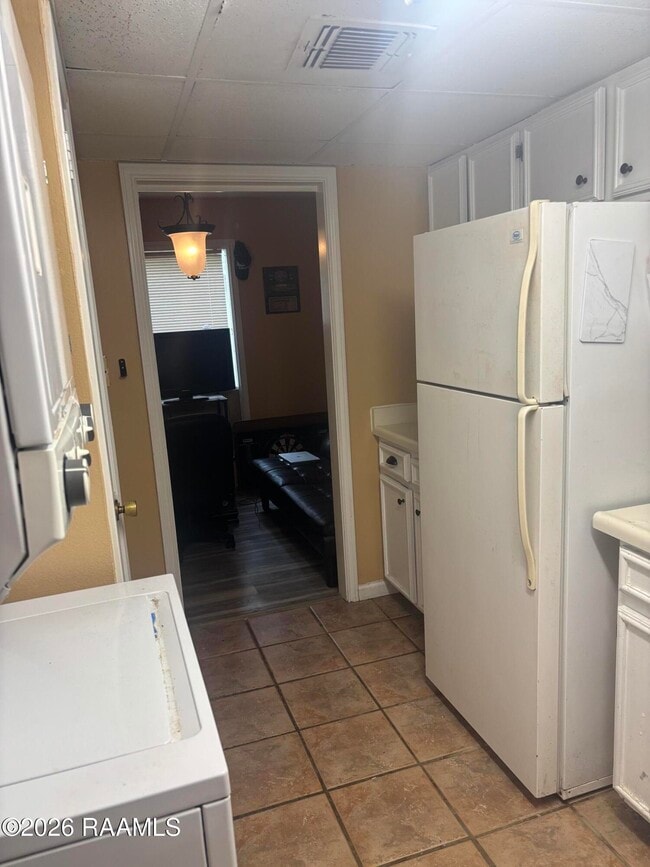 Building Photo - 1312 Dulles Dr